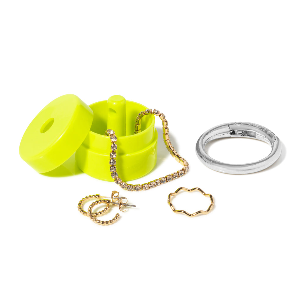 Sporty jewelry protection